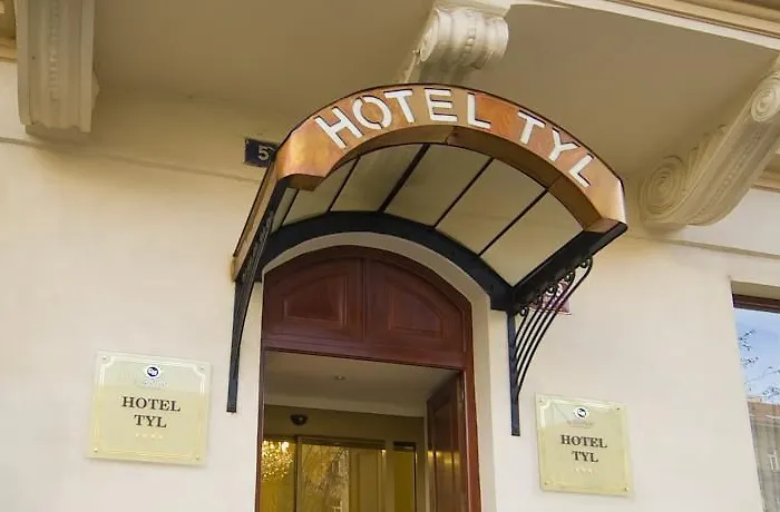 Tyl Hotell 4*