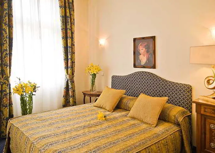 Tyl Hotel