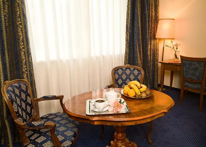 Tyl Hotel